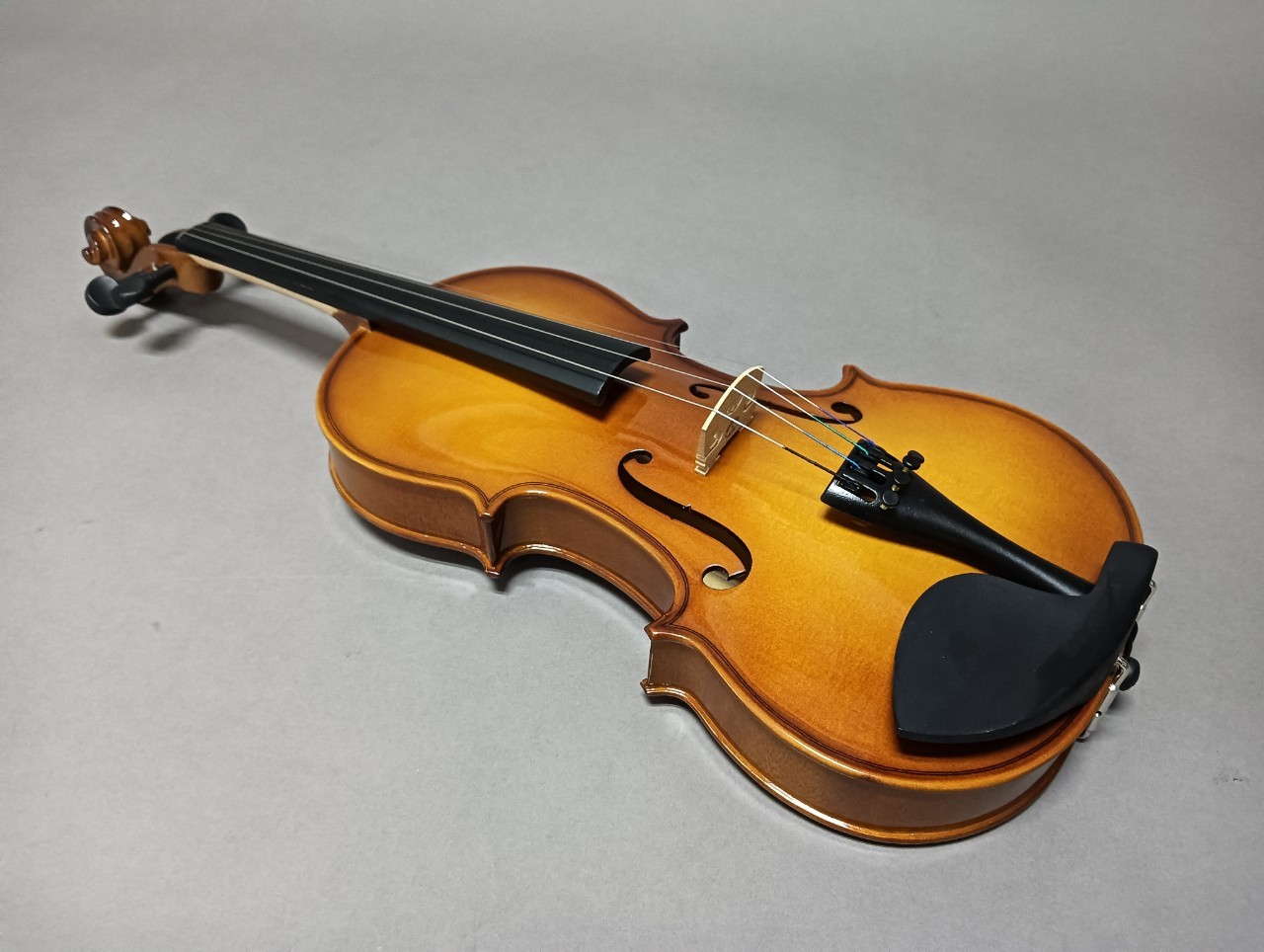 Overtone Violin OV101N ไวโอลินโอเวอร์โทน OV101N